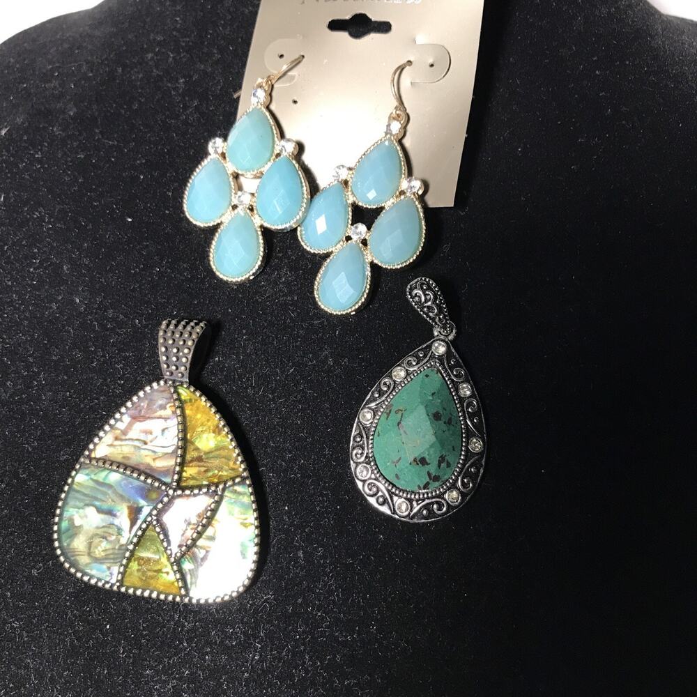 Lia Sophia Potpourri Genuine Abalone Pendant Slide And A 2nd Pendant + Earrings
